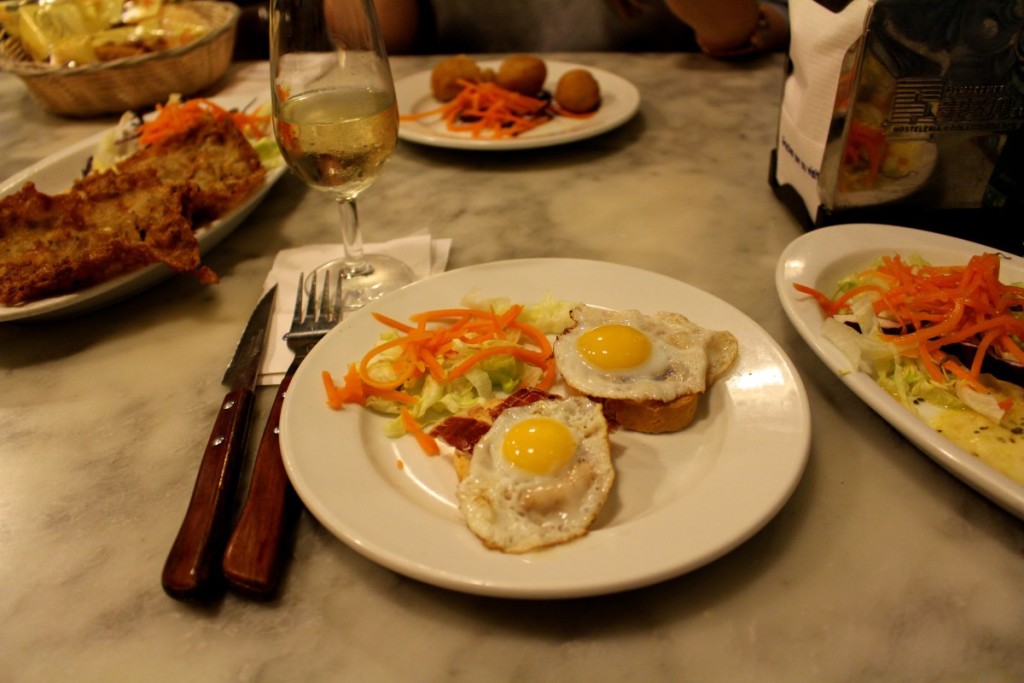 1 Day in Seville? Here is where you should eat and where you should skip!