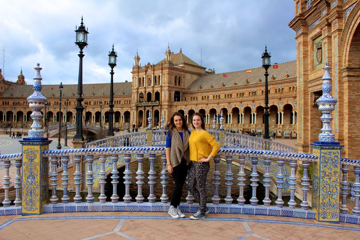 1 Day in Seville? Better head straight to Plaza de España!