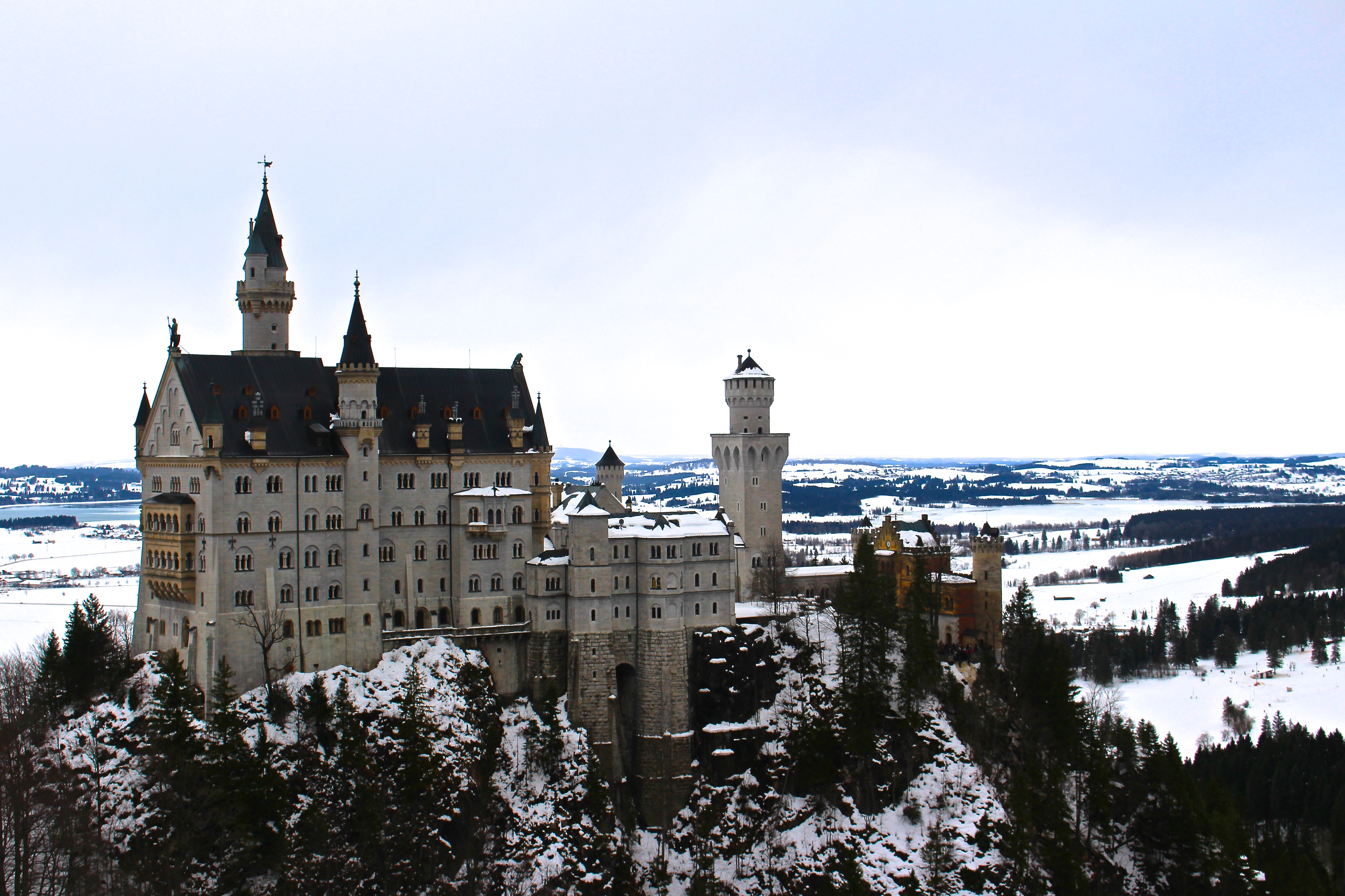 Neuschwanstein Castle: A Real Life Fairytale That You Should Visit This Winter!