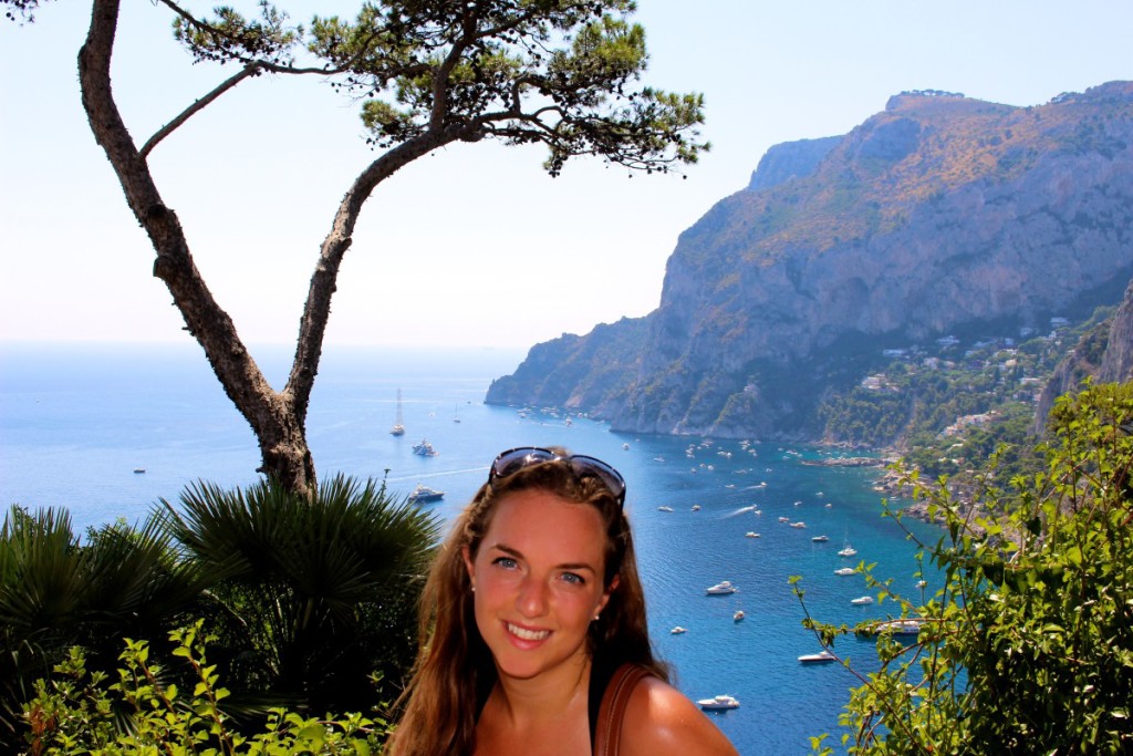 Only have 1 day in Capri? Don't want to waste all your time waiting in line for the Blue Grotto? Here are some great alternatives to spending 1 day in Capri