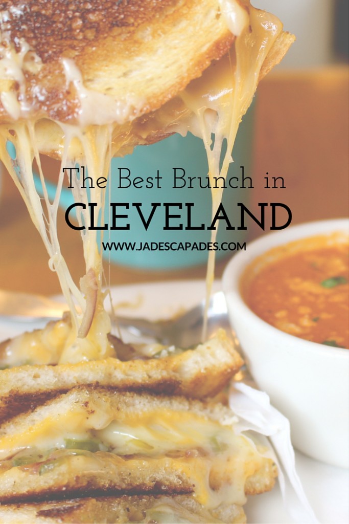 Lucky's Cafe has the best brunch in Cleveland, Ohio. Read here to find out what to order!