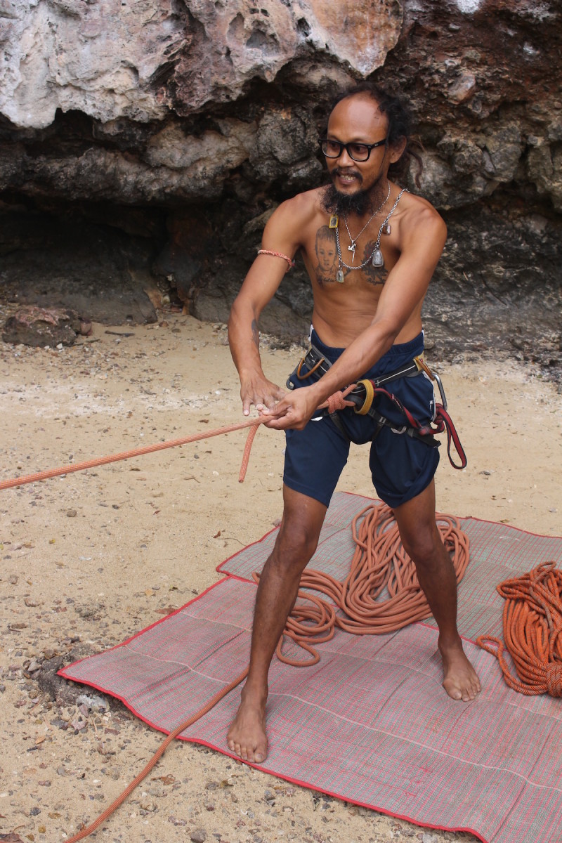 Max teaching us how to tie an eight knot before we started climbing