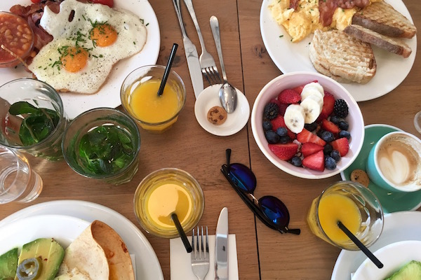 Amsterdam may not have quite as many brunch choices as New York City or San Francisco, but it seems the Dutch are quickly catching on to the beauty that is brunch. Here are the 8 best brunch spots in Amsterdam. 