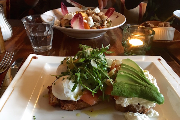 Amsterdam may not have quite as many brunch choices as New York City or San Francisco, but it seems the Dutch are quickly catching on to the beauty that is brunch. Here are the 8 best brunch spots in Amsterdam. 