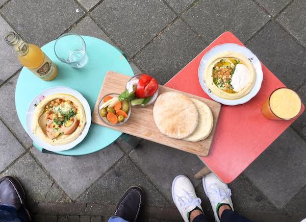 If you're on a Sunday stroll in de Pijp and craving something quick and fresh, stop by Sir Hummus for a surprisingly filling lunchtime treat.