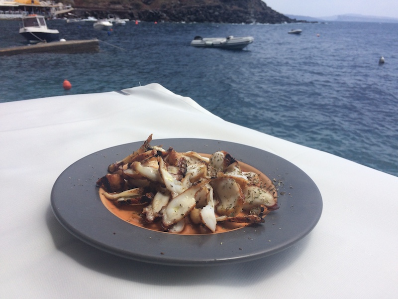 Santorini Greece, what to do and where to eat