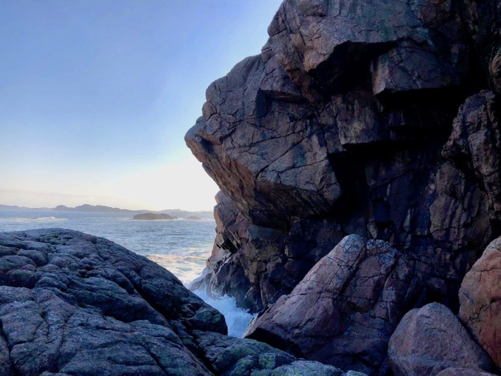 Bukkaspangret, climbing area in Mandal, Norway | Jadescapades