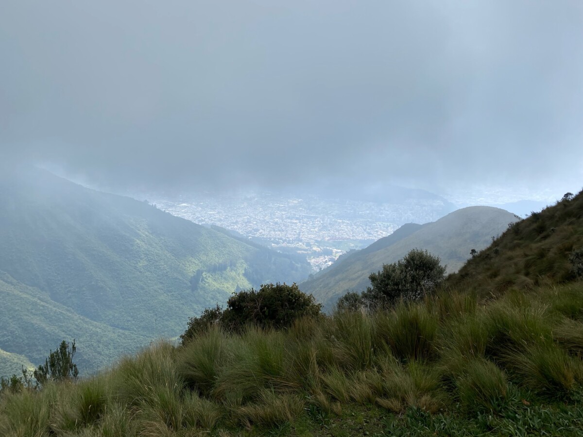 A view overlooking the mountains from the TeleforiQo, Quito