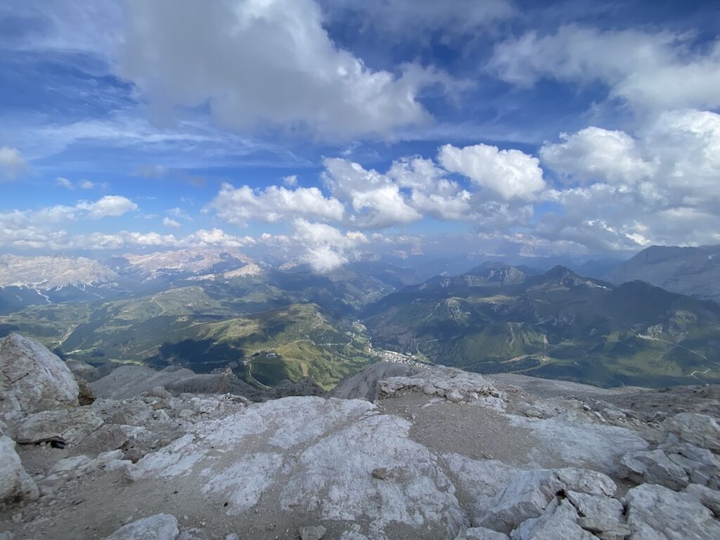 View from Rifugio Capanna Piz Fassa di Bernard Guido