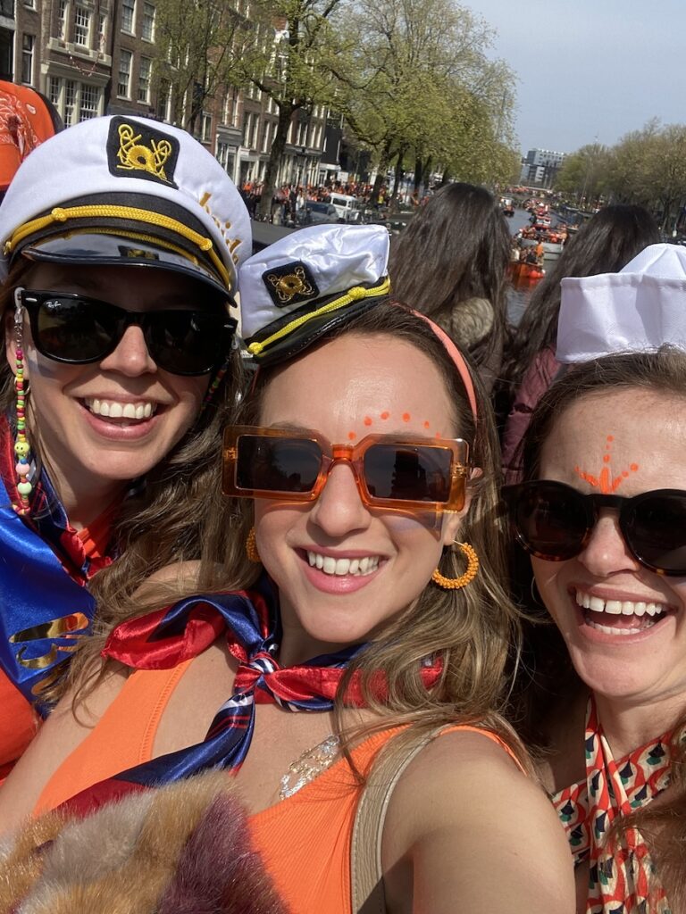 Some outfit inspiration for King's Day in Amsterdam