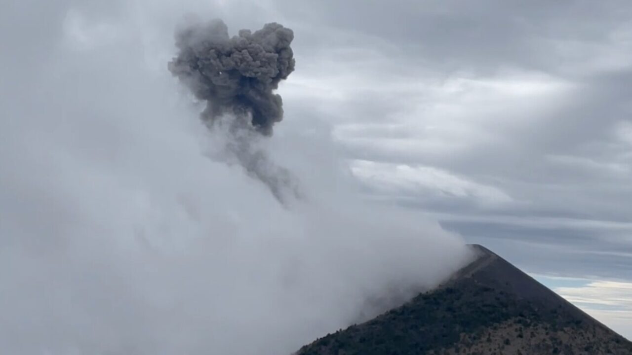 Hike Acatenango & Fuego with OX Expeditions | Jadescapades